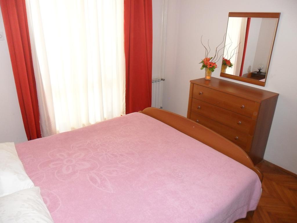 Vile Park Apartments Πόρετς Εξωτερικό φωτογραφία