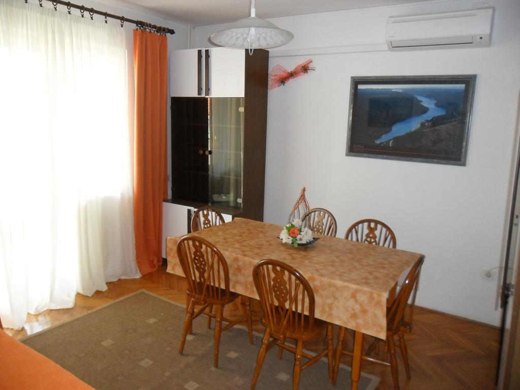 Vile Park Apartments Πόρετς Εξωτερικό φωτογραφία