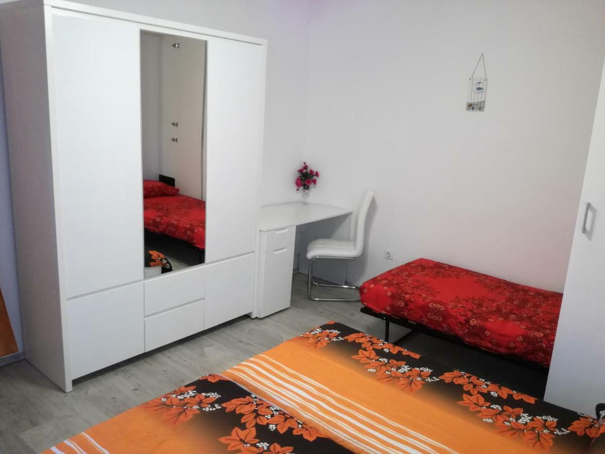 Vile Park Apartments Πόρετς Εξωτερικό φωτογραφία